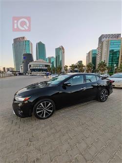 Nissan Maxima